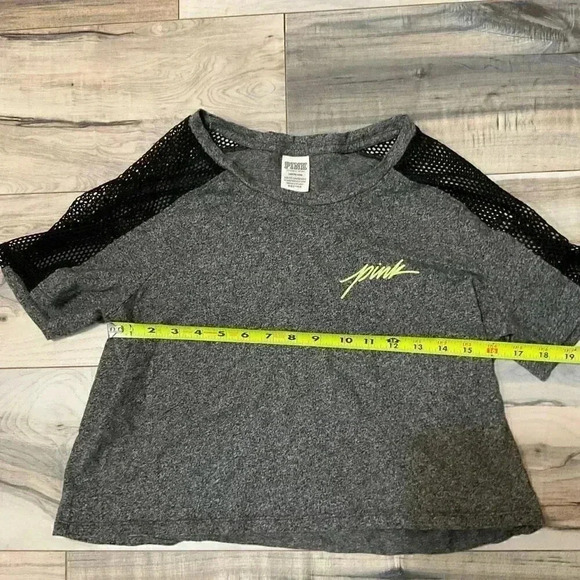 Pink Mesh crop grey shirt size Large women’s - Picture 4 of 5